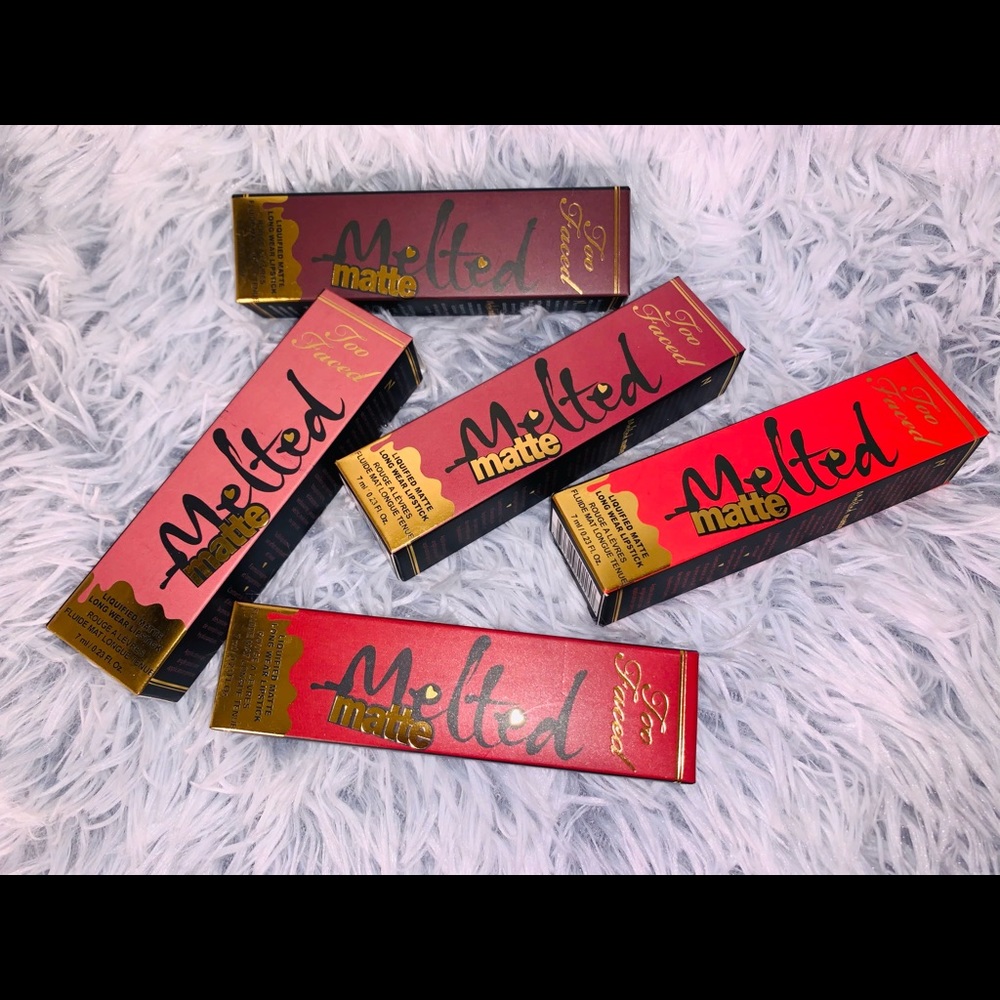Too faced lipstick